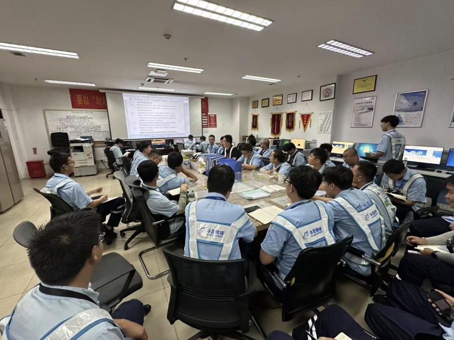 华夏维修启动全员学工卡，以规范促安全.jpg